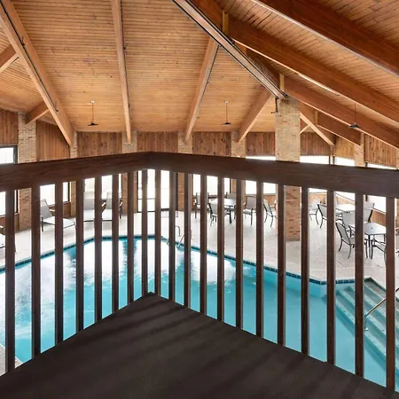 Hotel Baymont By Wyndham Warrenton Esterno foto