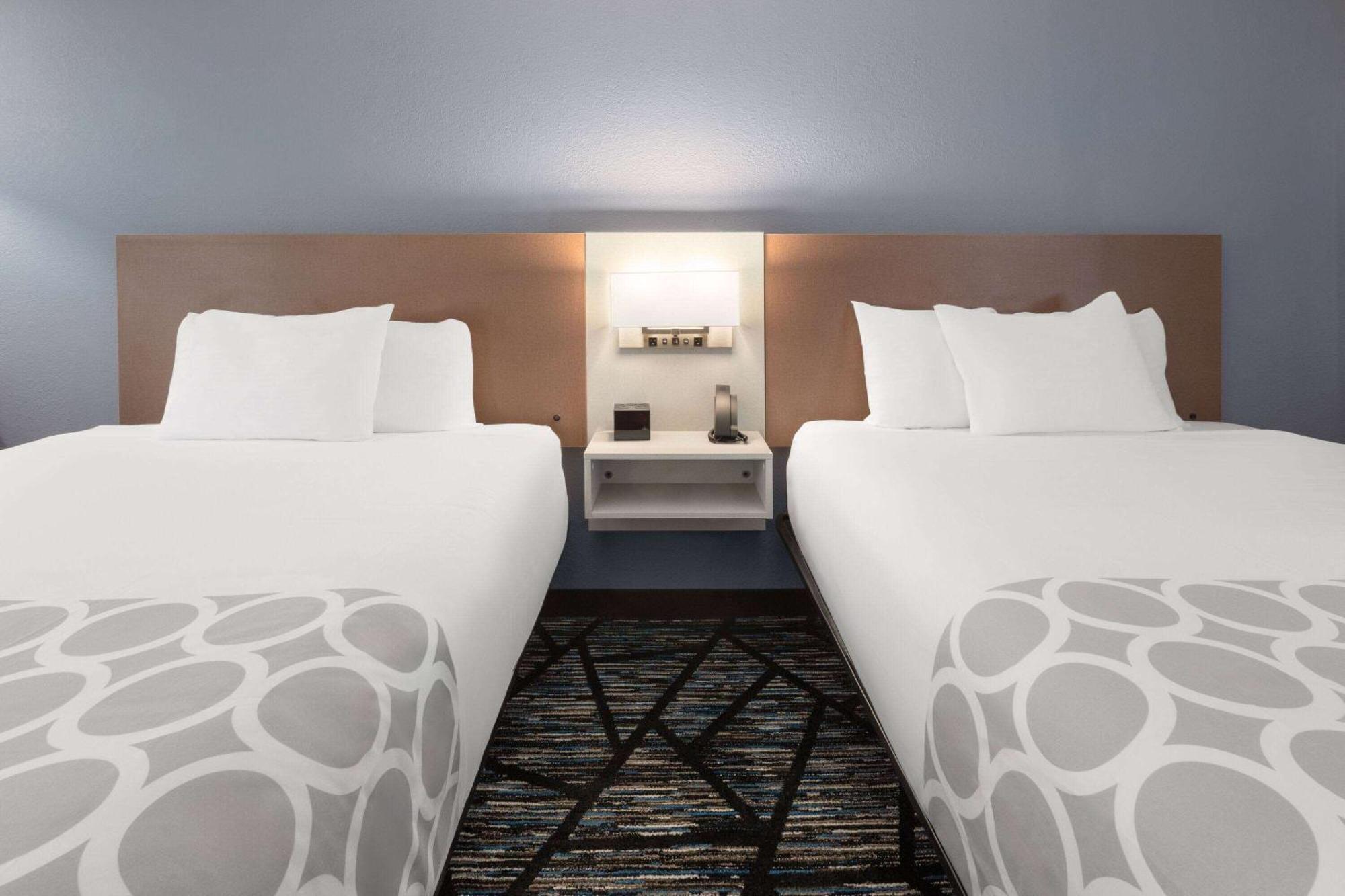 Baymont By Wyndham Hotel