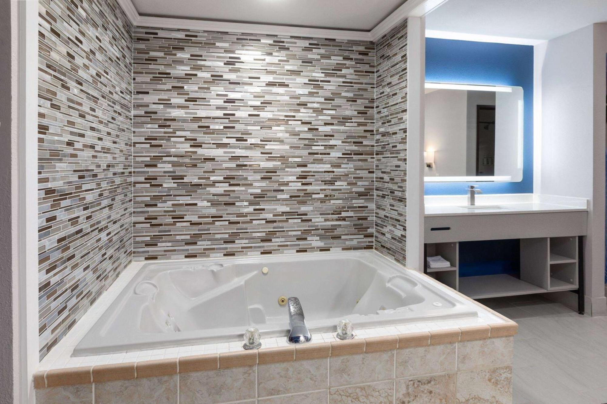 Baymont By Wyndham Hotel Warrenton