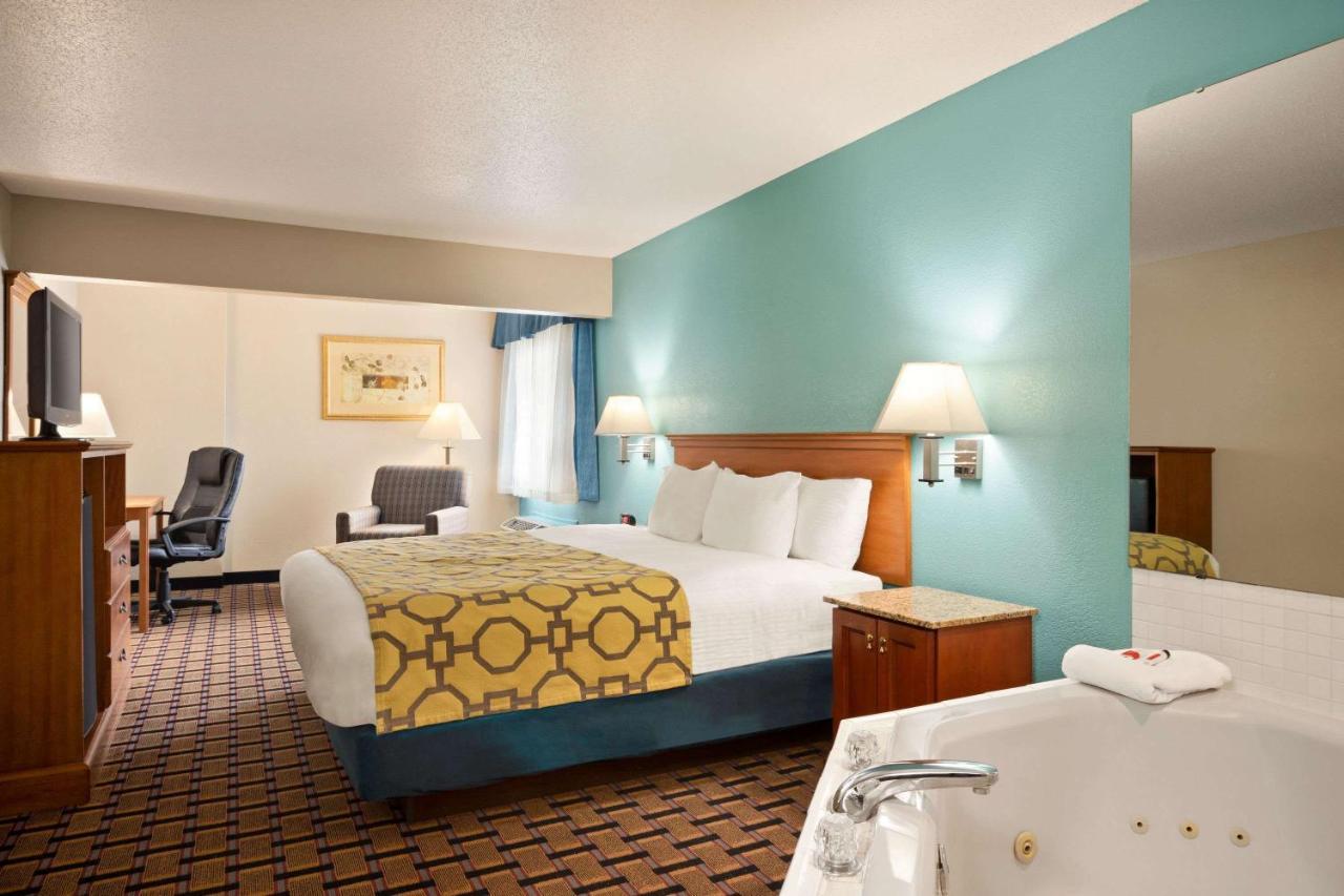 Baymont By Wyndham Hotel