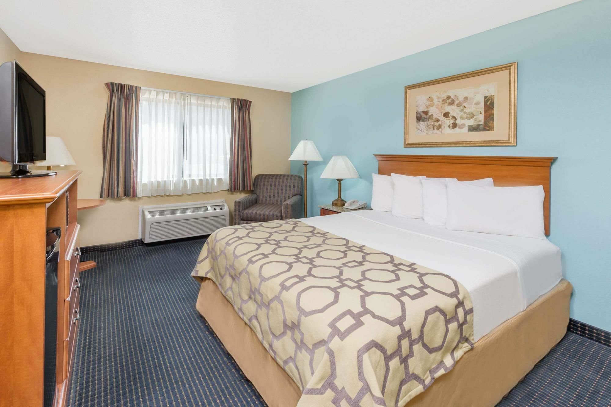 Baymont By Wyndham Warrenton