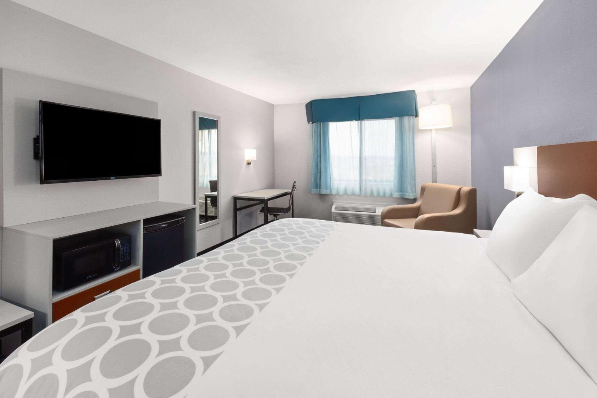 Baymont By Wyndham