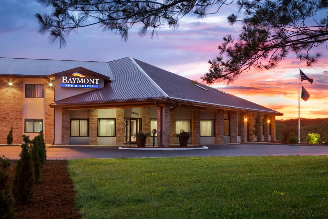 Baymont By Wyndham Hotel